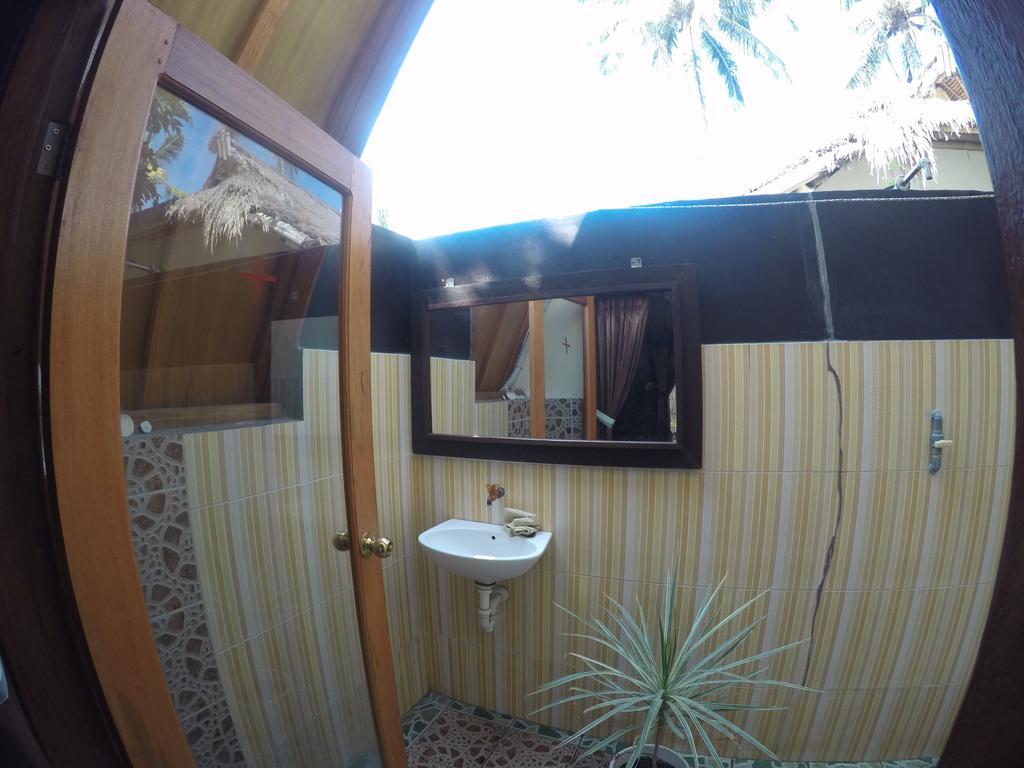Hello Lumbung Homestay Gili Islands Exterior photo