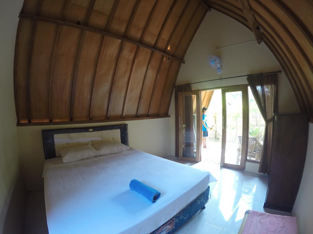 Hello Lumbung Homestay Gili Islands Exterior photo