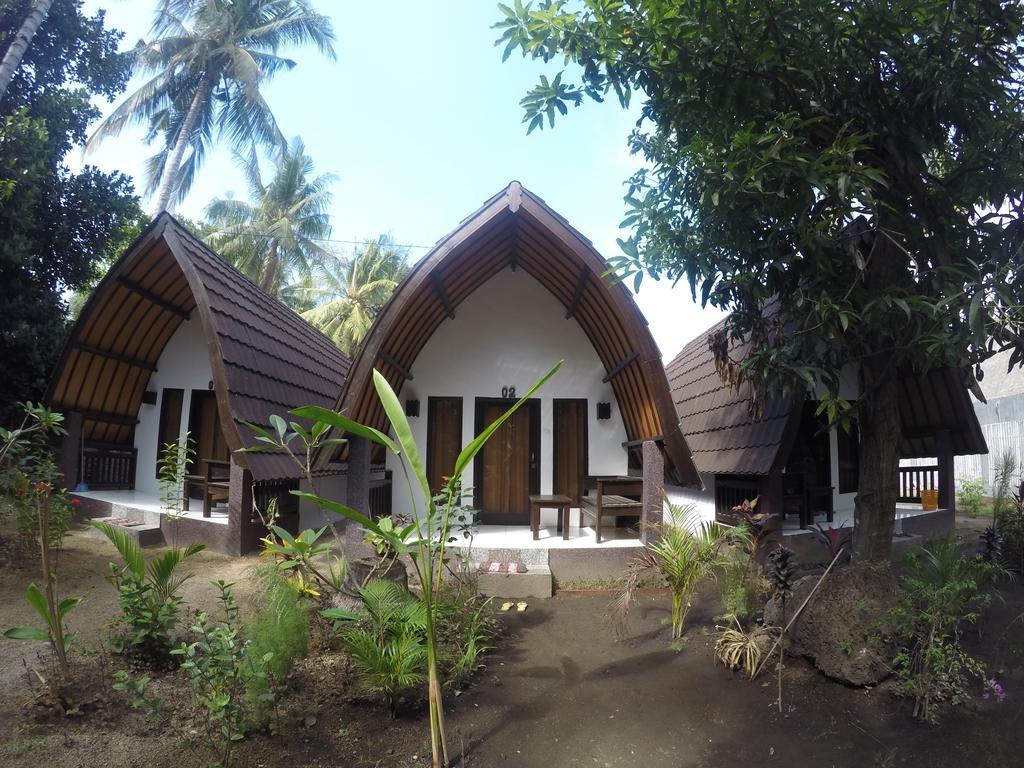 Hello Lumbung Homestay Gili Islands Exterior photo