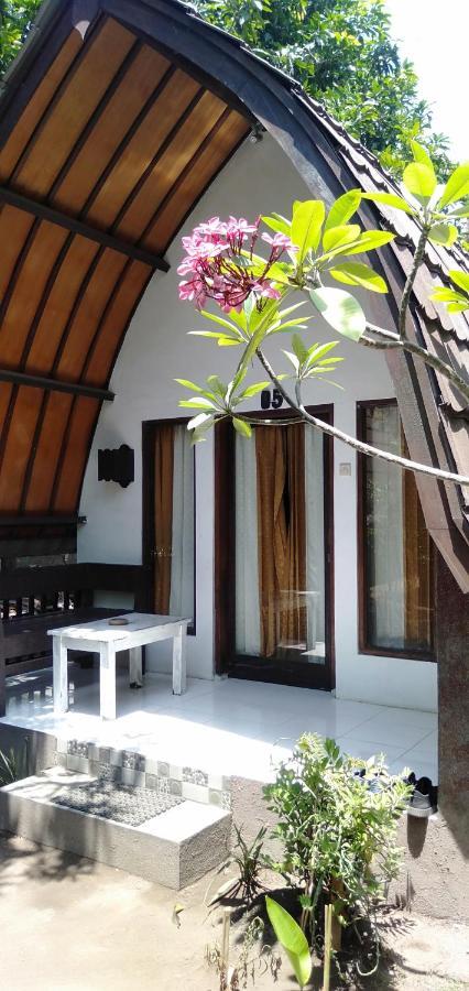 Hello Lumbung Homestay Gili Islands Exterior photo